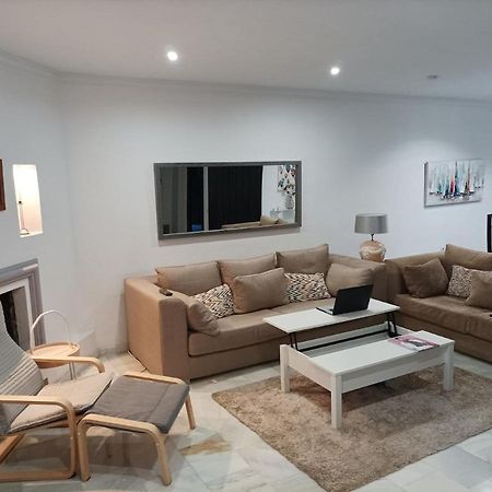 마르베야 Large 2 Bed Apt Puerto Banus Marina Private Parking 아파트 외부 사진